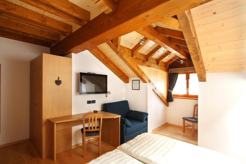 Affittacamere Alle Trote Sùtrio Quarto foto